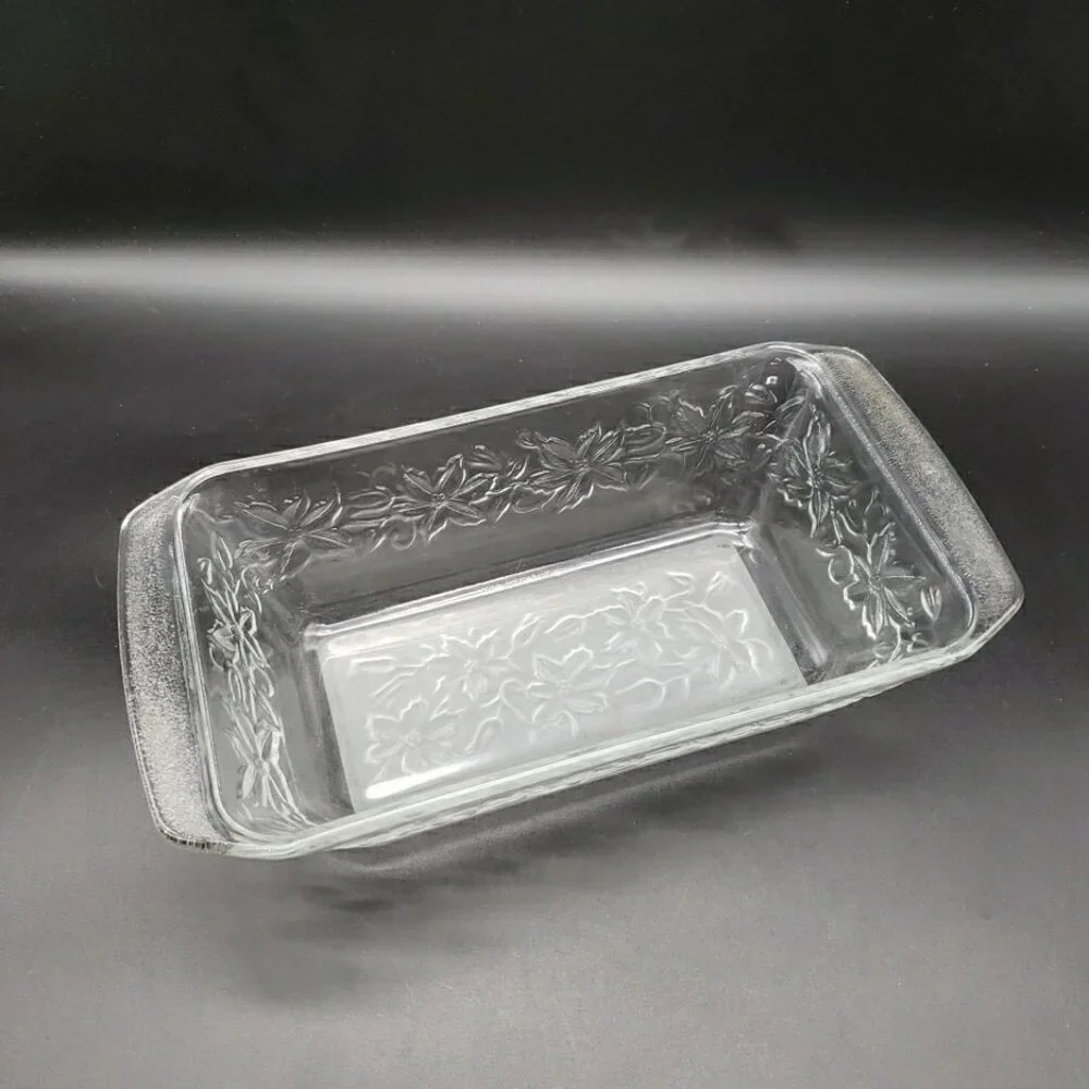 PRINCESS HOUSE Fantasia Glass Bread Loaf Pan – Embossed Floral Vintage Bakeware - Picture 2 of 8